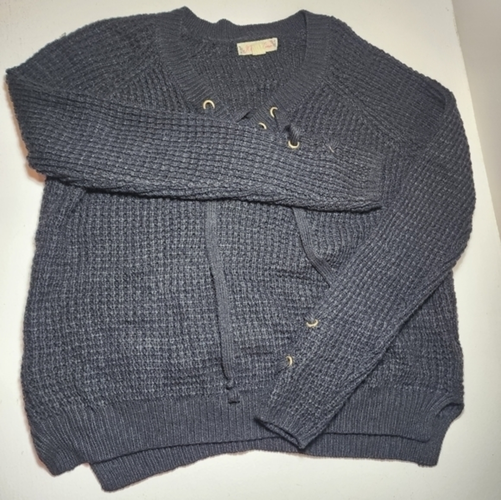 Its Our Time‎ Heavy Waffle Chunky Knit V Neck Pullover Lace Up Sweater Gray M